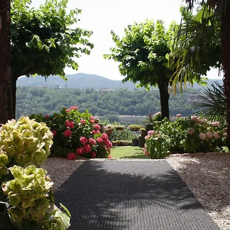 Bed and breakfast Antico Glicine