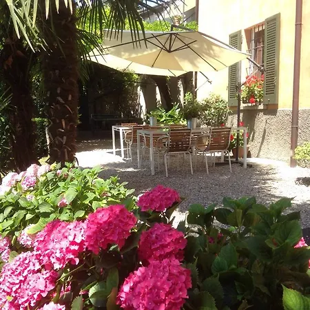 Bed and breakfast Antico Glicine *